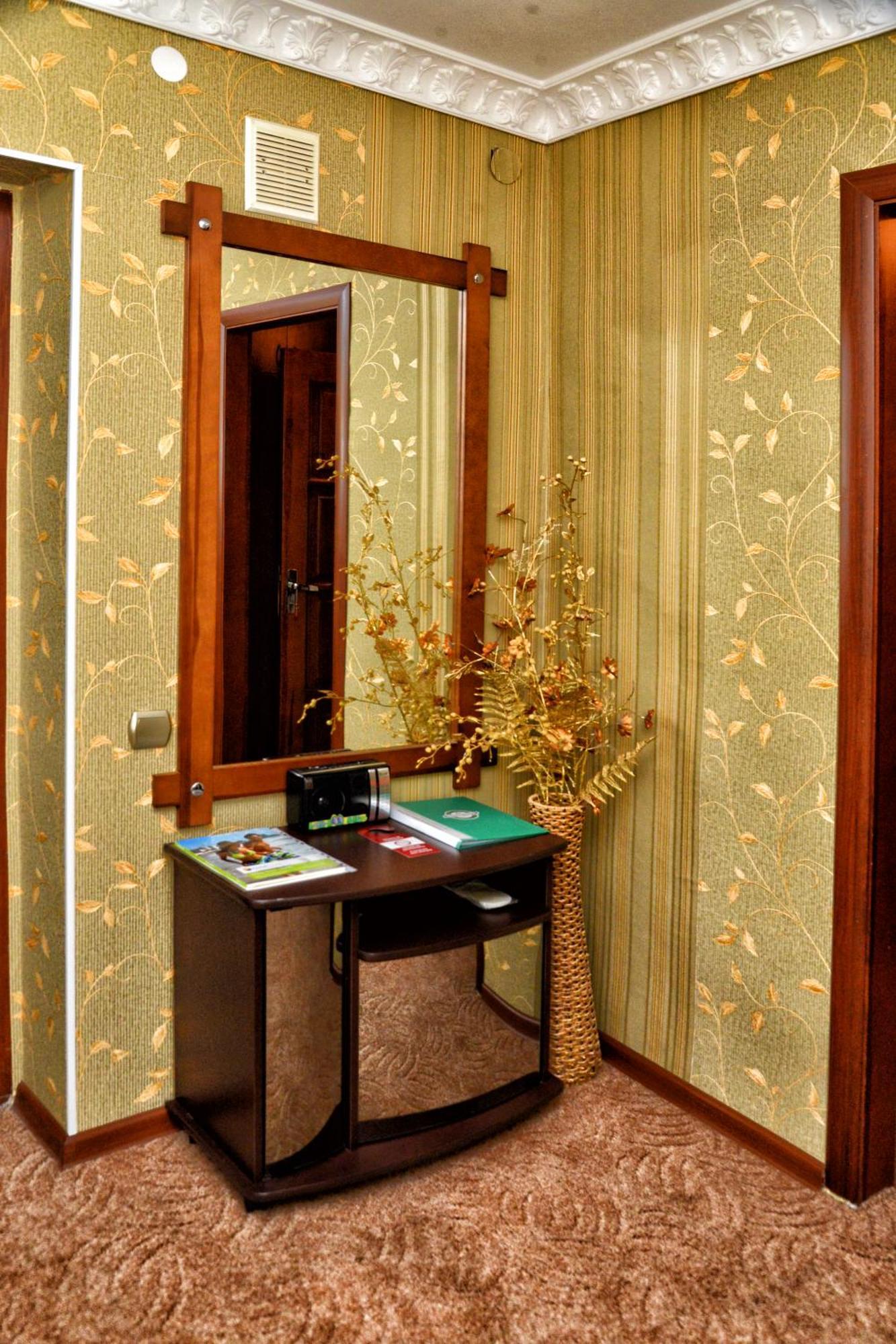 Green City Hotel Mykolajiv Eksteriør bilde